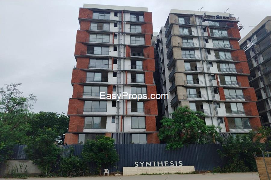 Synthesis Altius Viitor