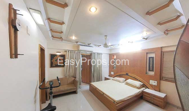 Galaxy Tower 4 Bhk Flat 
