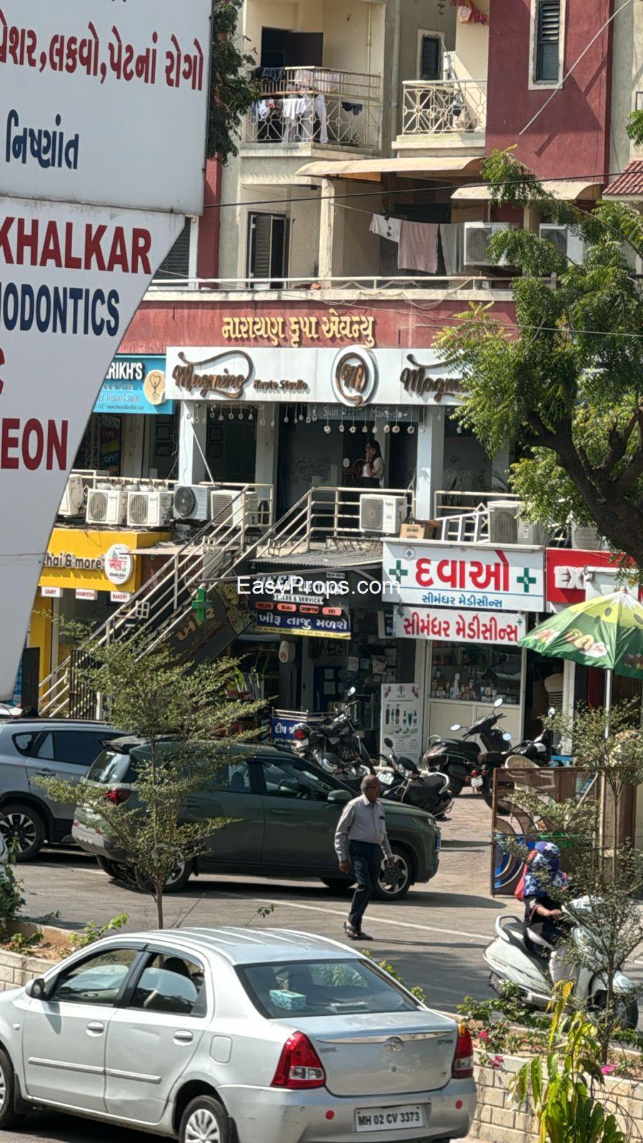 shop on sale in satellite 